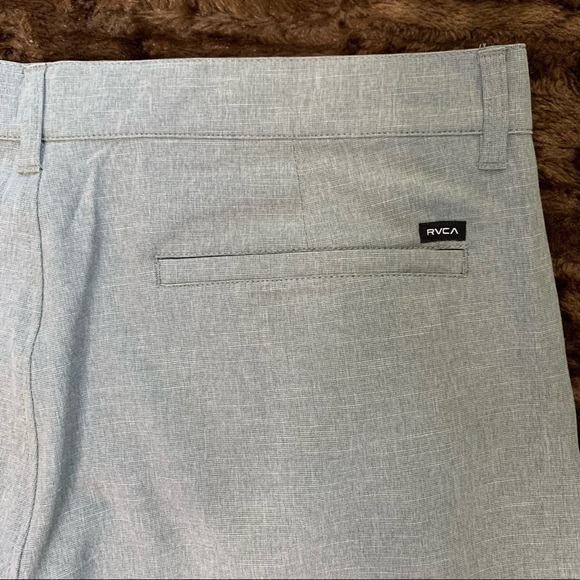 RVCA NWT Hybrid Short Size 38 Classic Length 20” - Picture 8 of 15